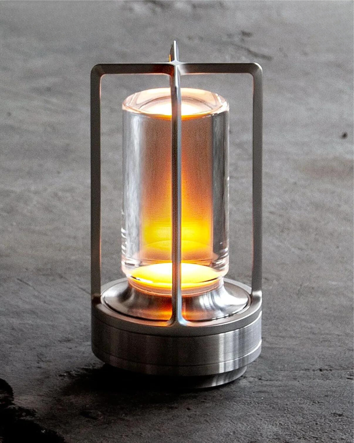 Qandlelight™ - Wireless Rechargeable Table Lamp