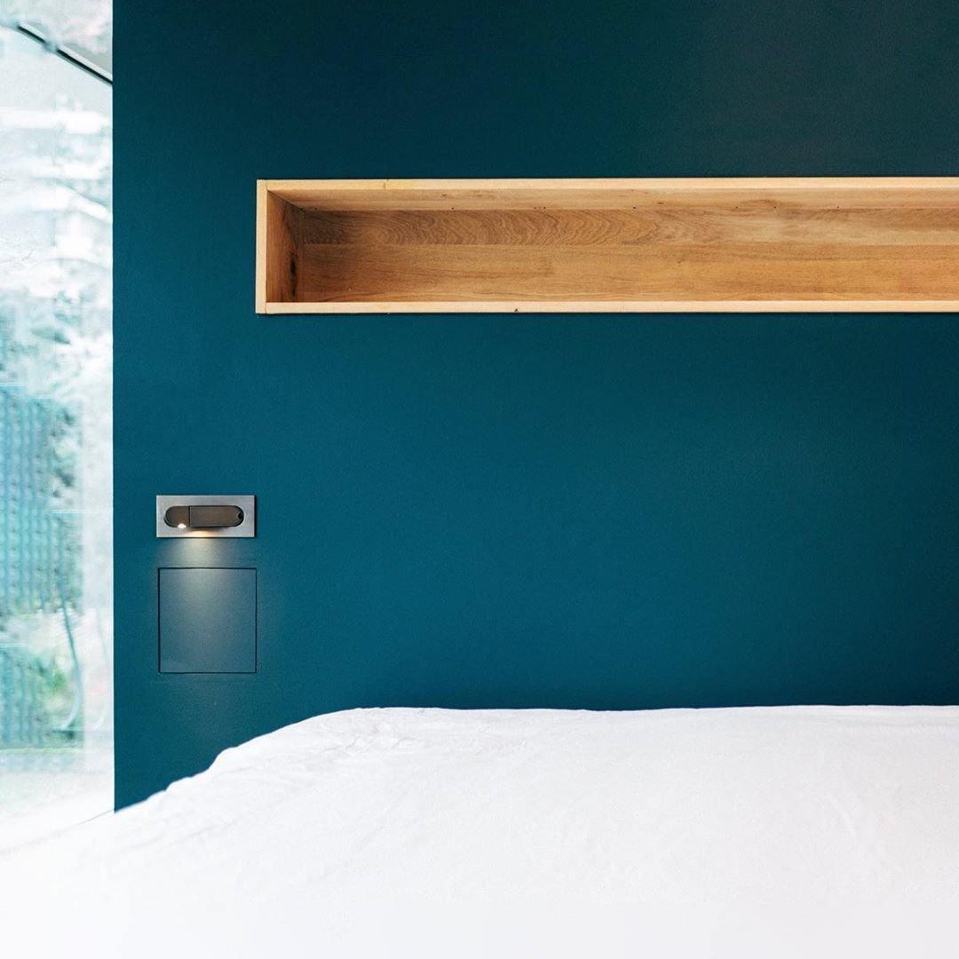 FlexiGlow - Adjustable LED Bedside Lamp for Your Reading Moments