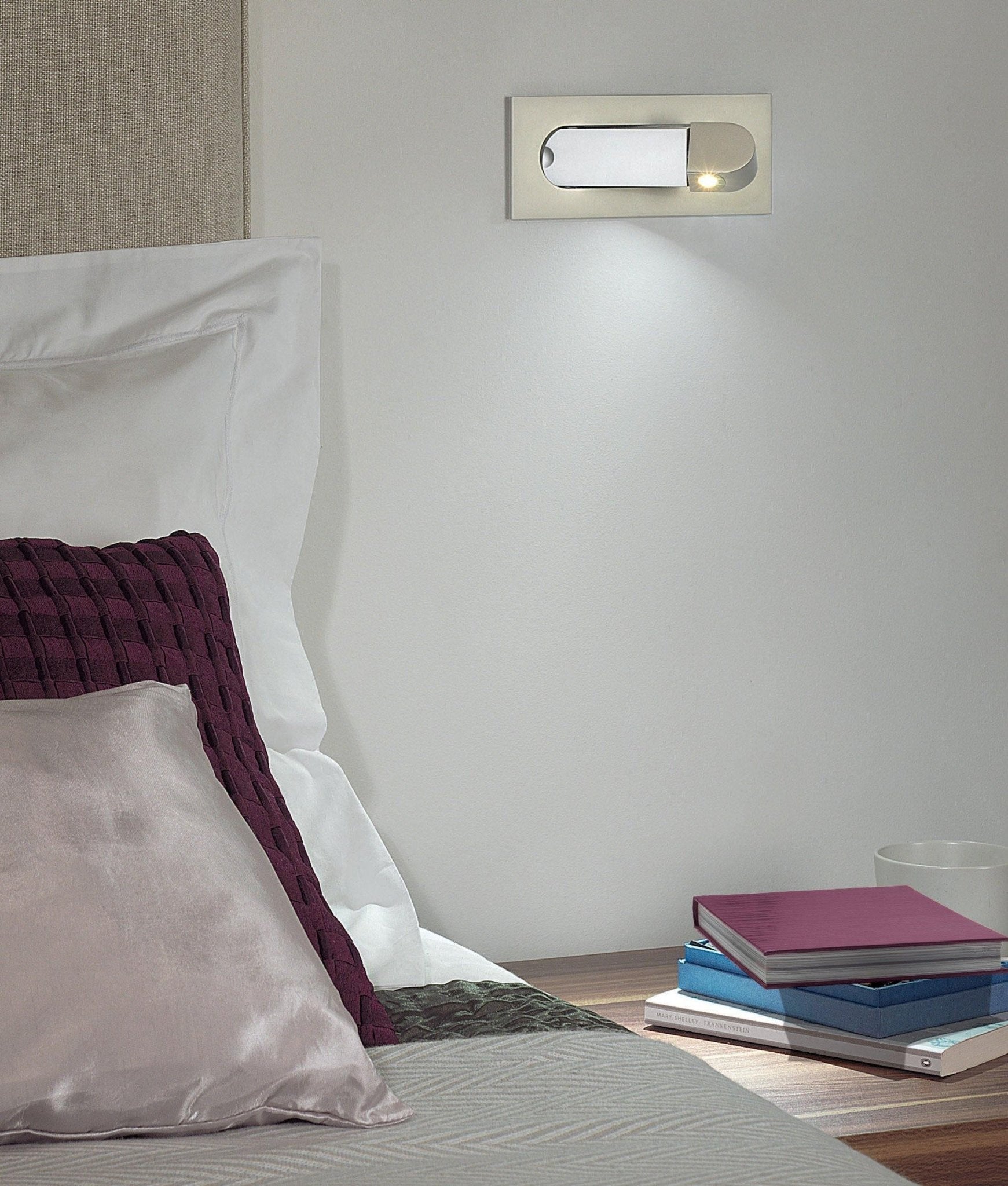 FlexiGlow - Adjustable LED Bedside Lamp for Your Reading Moments