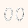 Elegant Aurina Hoop Earrings in Classic Design