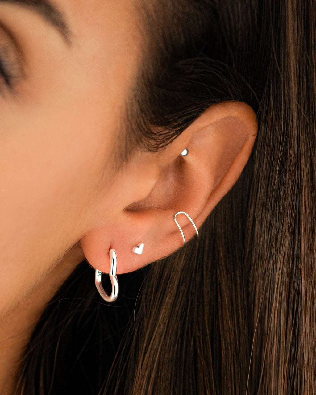 Stylish U-Shaped Ear Clips - Nova
