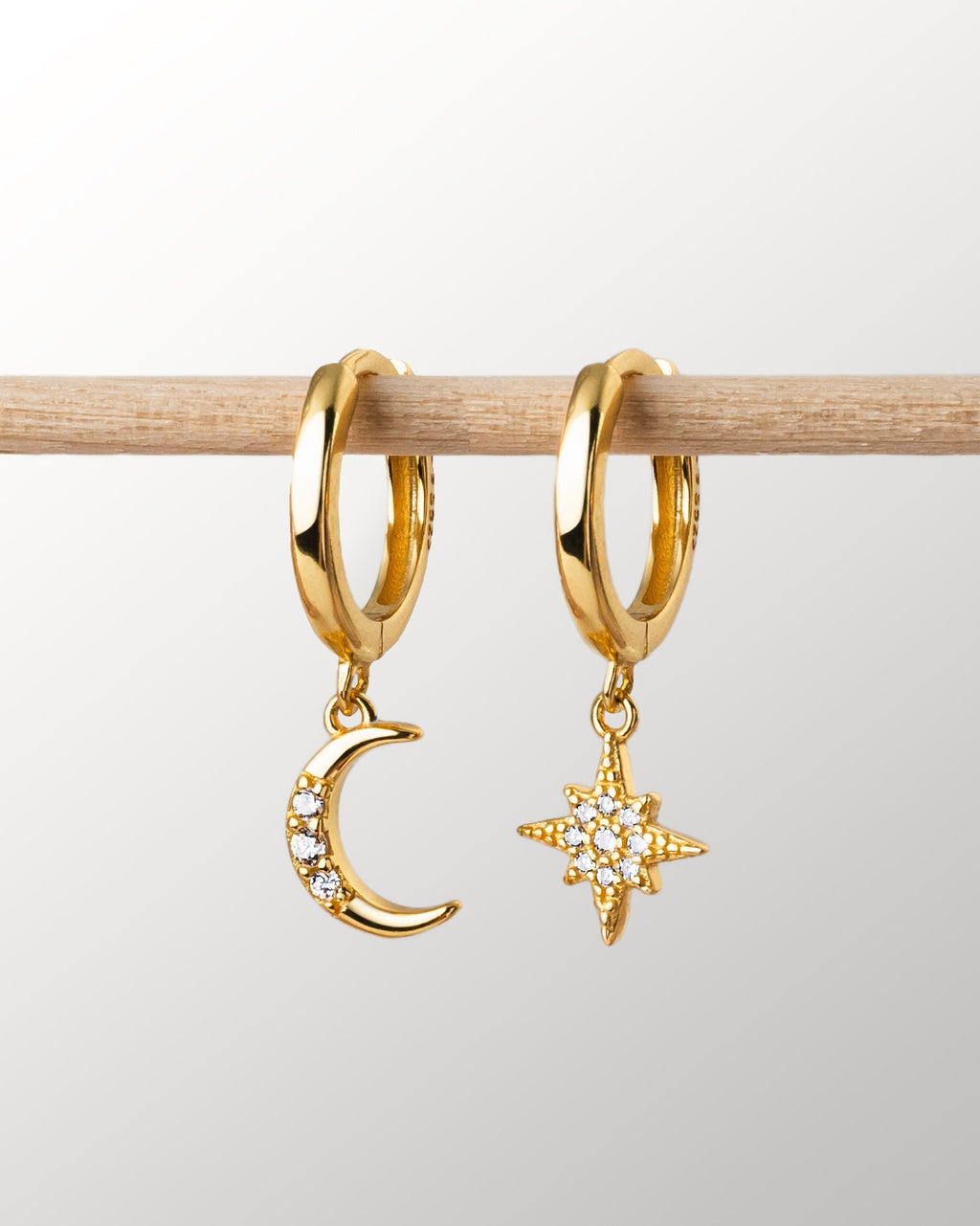 Enchanting Moon and Star Earrings - Cosmica