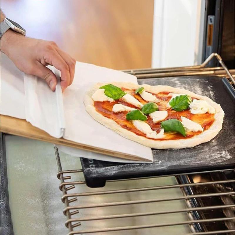 PizzaShield – Stylish Heat-Resistant Oven Mitt