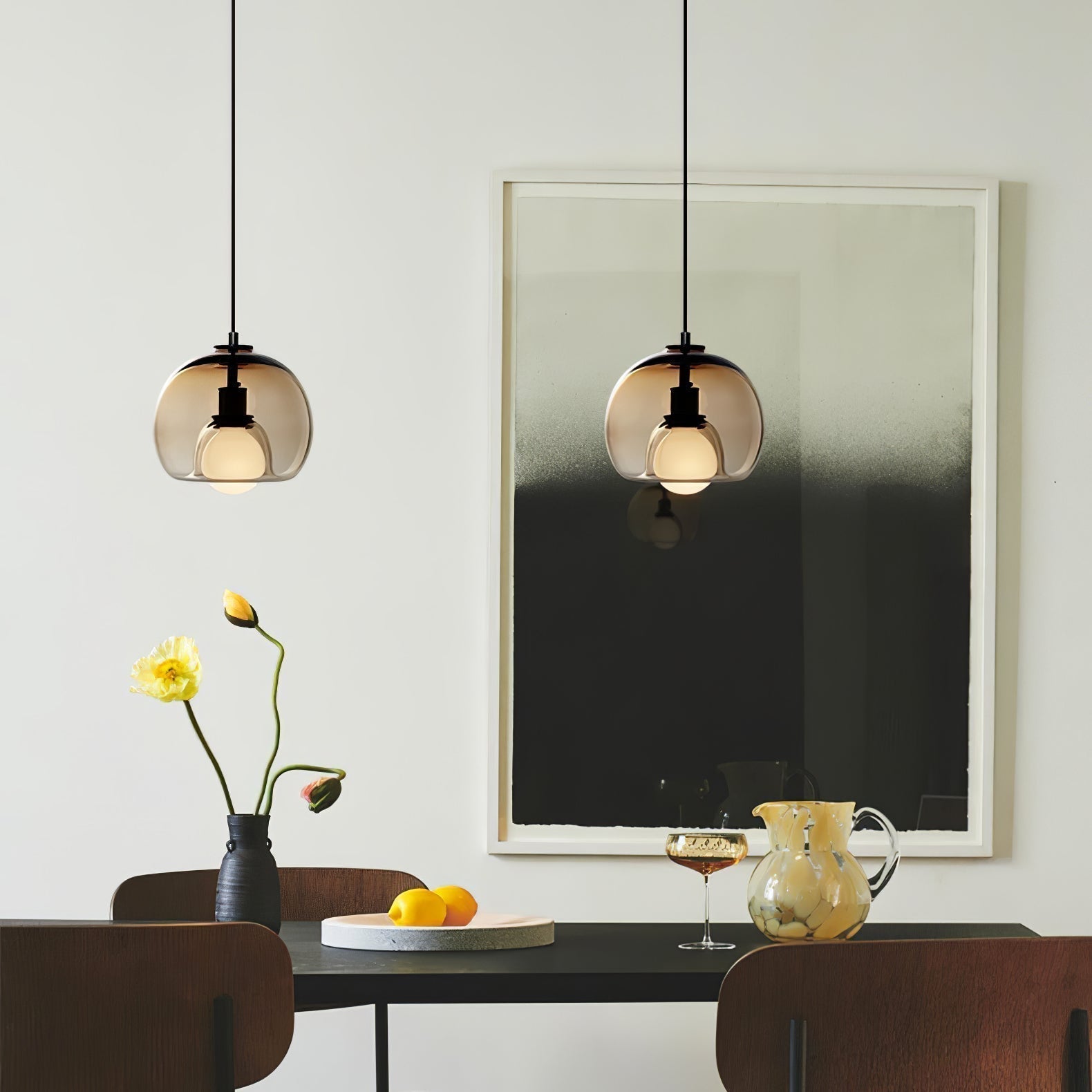 ÉclatPure Pendant Light - Minimalist LED Pendant Lamp for Stylish Spaces