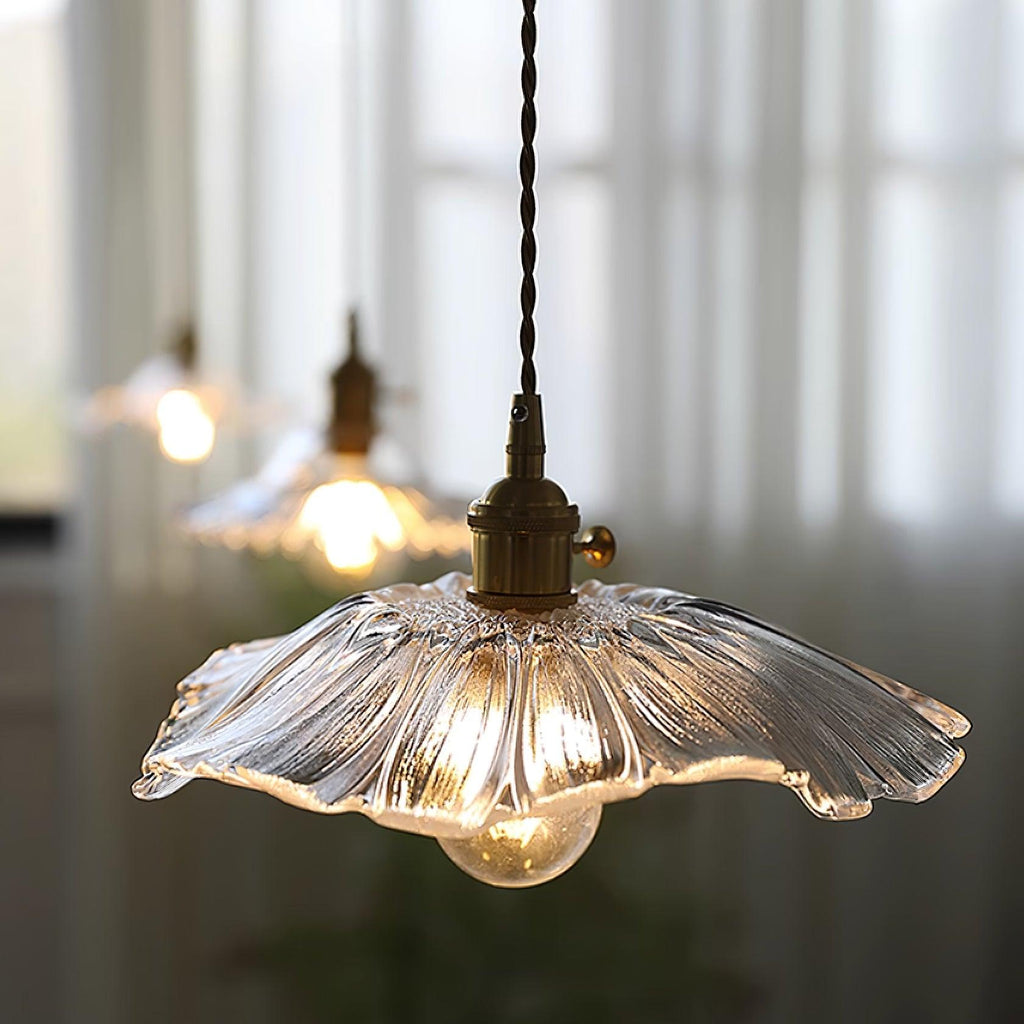 NostalgieLicht - Retro Glass Pendant Lamp with Copper Accents