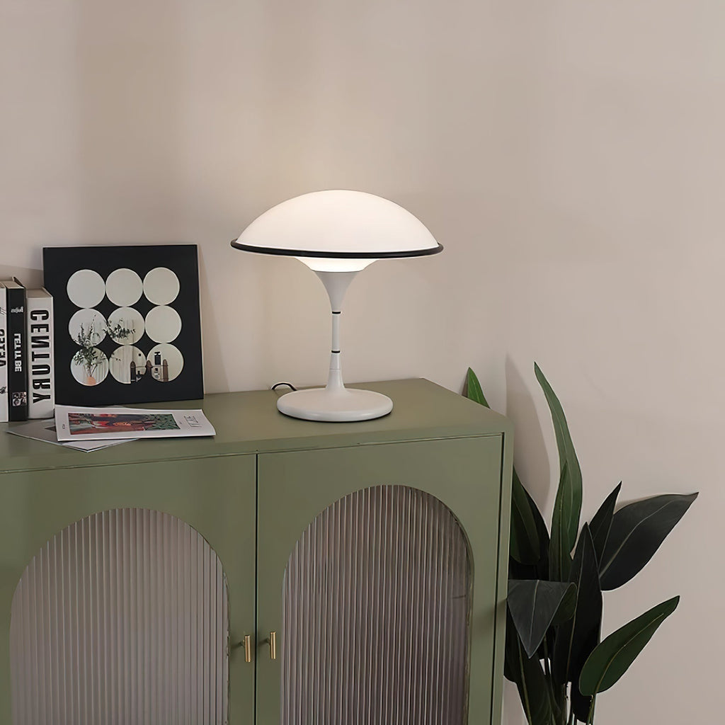 ArtistryGlow Table Lamp - Elegant Table Lamp for Atmospheric Lighting