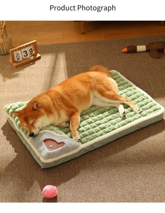 LuxePlush – Warm Dog Mat for Small & Medium Dogs