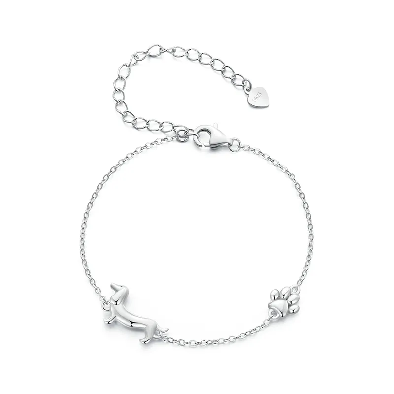 Charming bracelet with cute dachshund charm