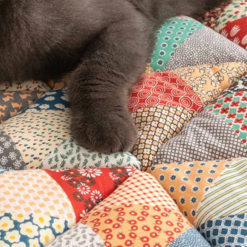 ChicShield – Luxury Sofa Protector for Stylish Interiors