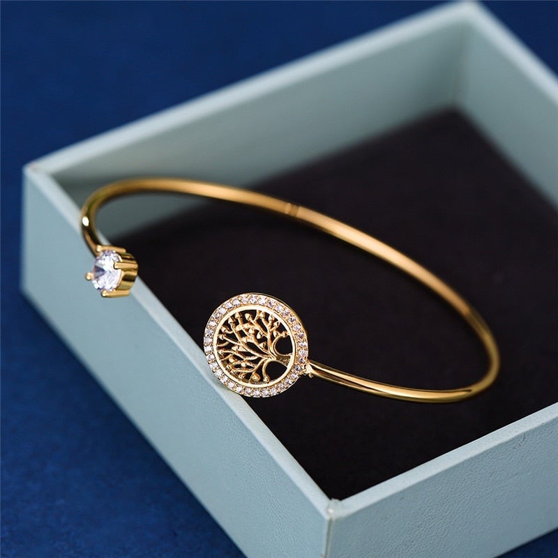 Elegant Adjustable Tree of Life Bracelet - Gaia