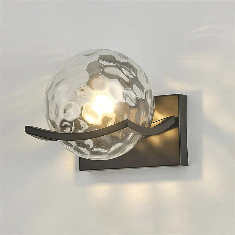 Illuminate Wall Light - Modern LED Wall Lamp for Elegant Spaces