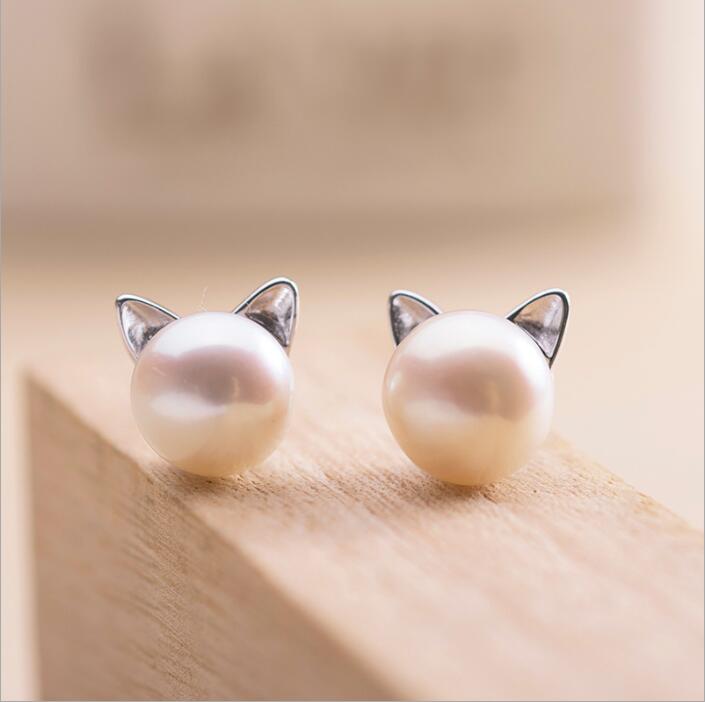 Alluring Silver Earrings with Cute Cat Beads - Mila