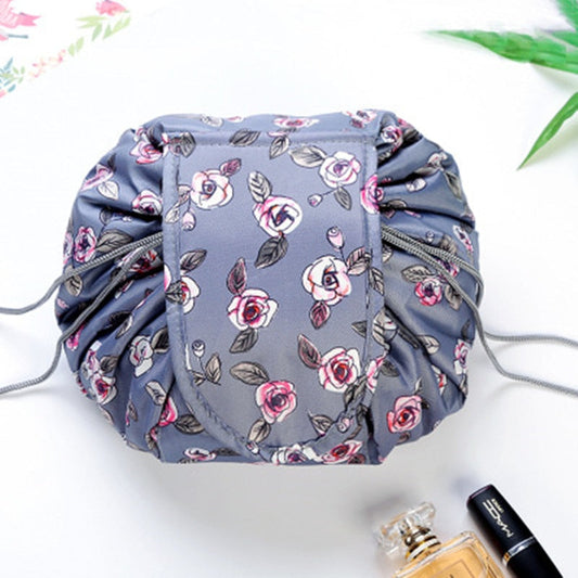 ShannaScrunch – Trendy Makeup Organizer for Your Handbag