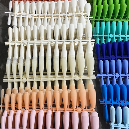 ChicNails – Matte Press-On Nail Set, 24 Pieces