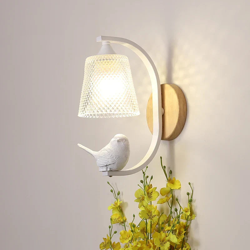 NordicBird Light – Trendy Bird Wall Lamp for Bedroom