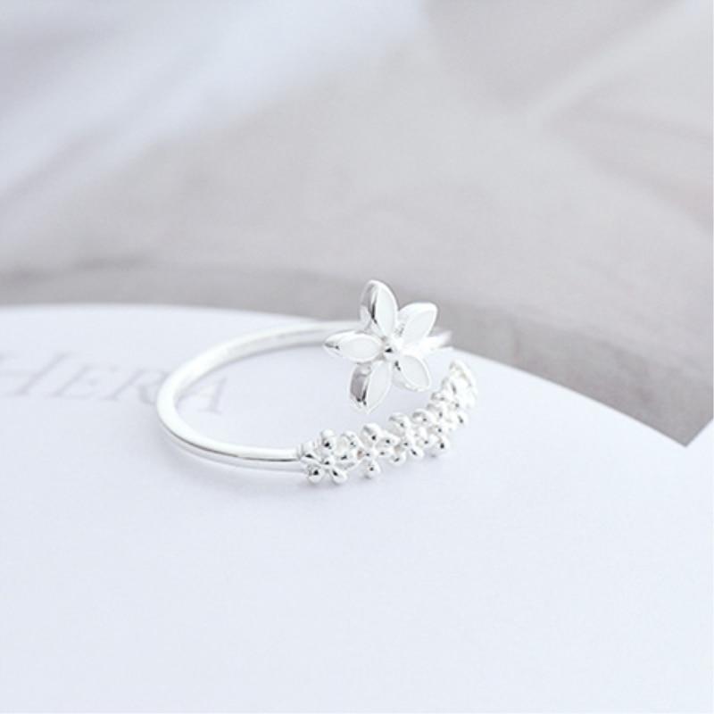 Elegant Adjustable Silver Ring with Enchanting Enamel Wildflowers - Amaril