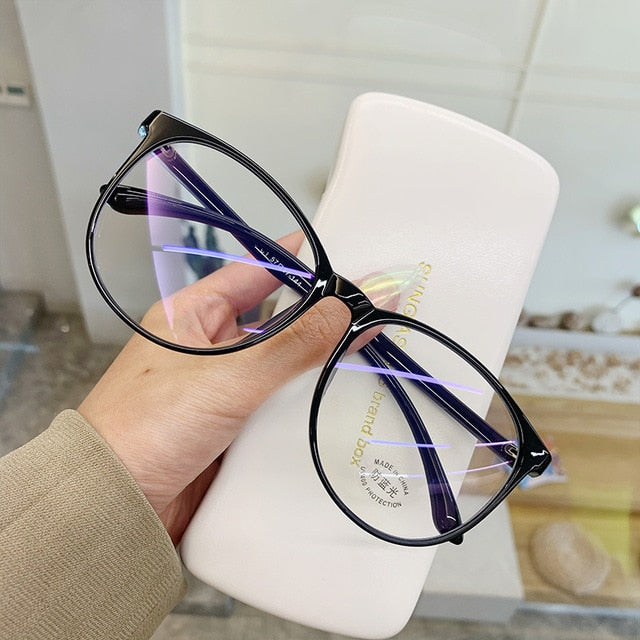 Yetti Glasses – Stylish Blue Light Blocking Glasses for Protection