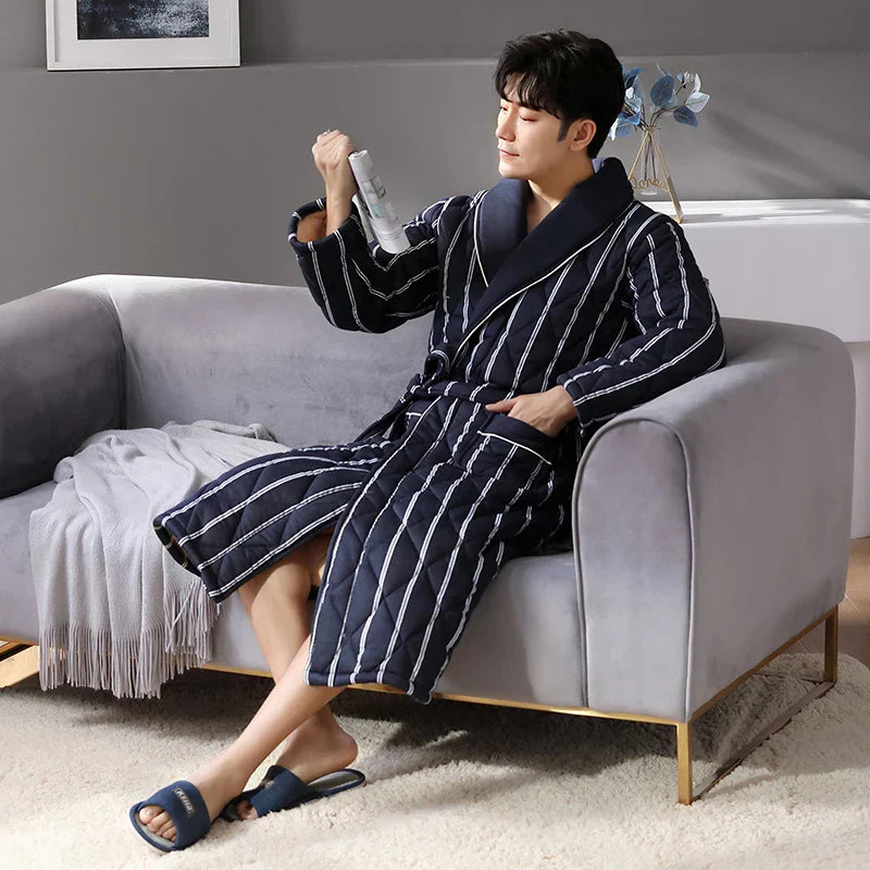 CozyLayer Robe - Luxe 3-Lagen Winterbadjas voor Stijl en Comfort