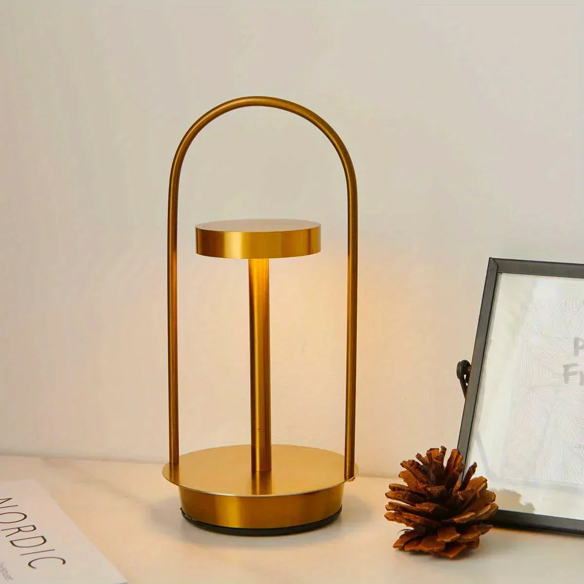 Wireless Rechargeable LumiLight Table Lamp - Elegant Portable Table Lamp for a Refined Atmosphere