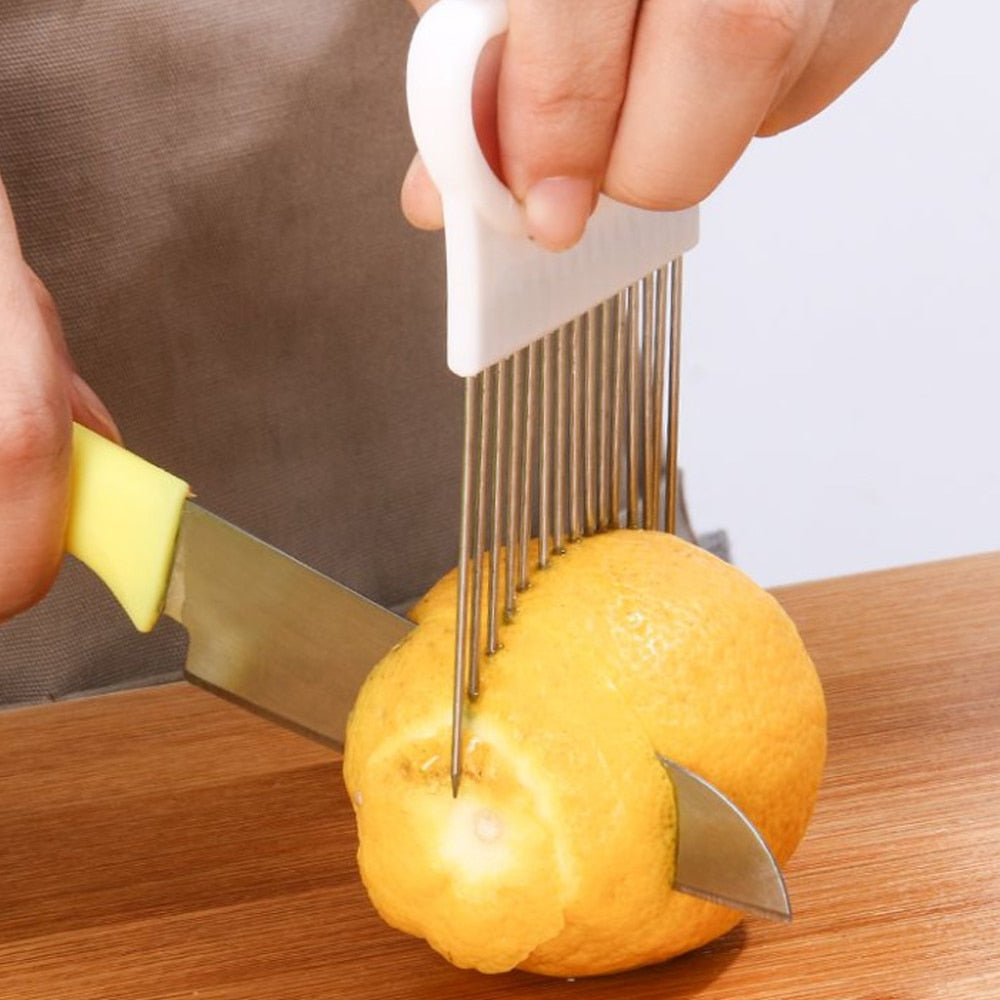 OnionMaster Cutter - Handy Slicer for the Kitchen