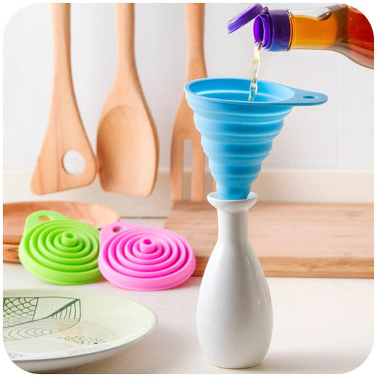 FoldEase Funnel - Practical kitchen tool for quick pouring