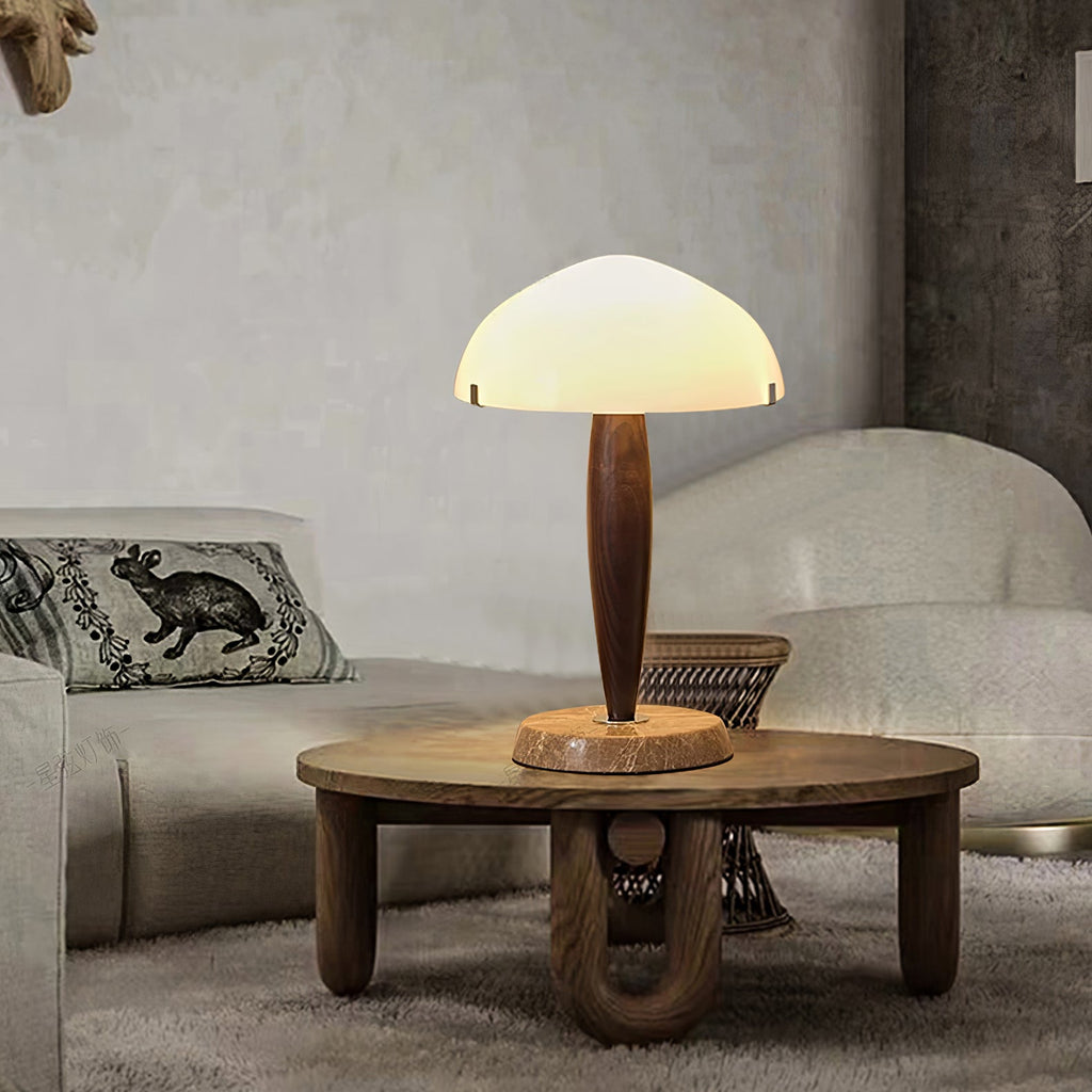 HeritageGlow Table - Timeless Table Lamp with Luxurious Materials