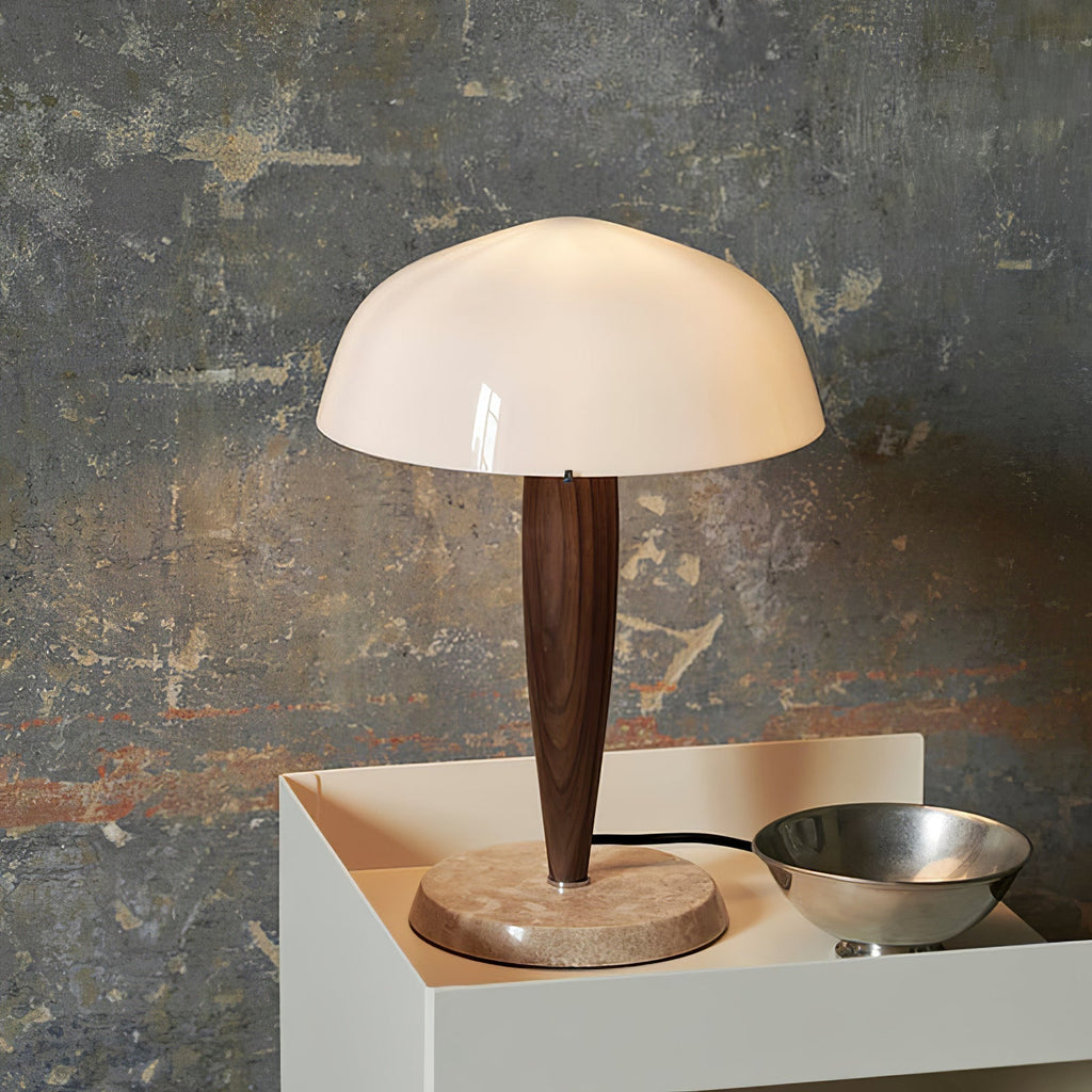 HeritageGlow Table - Timeless Table Lamp with Luxurious Materials