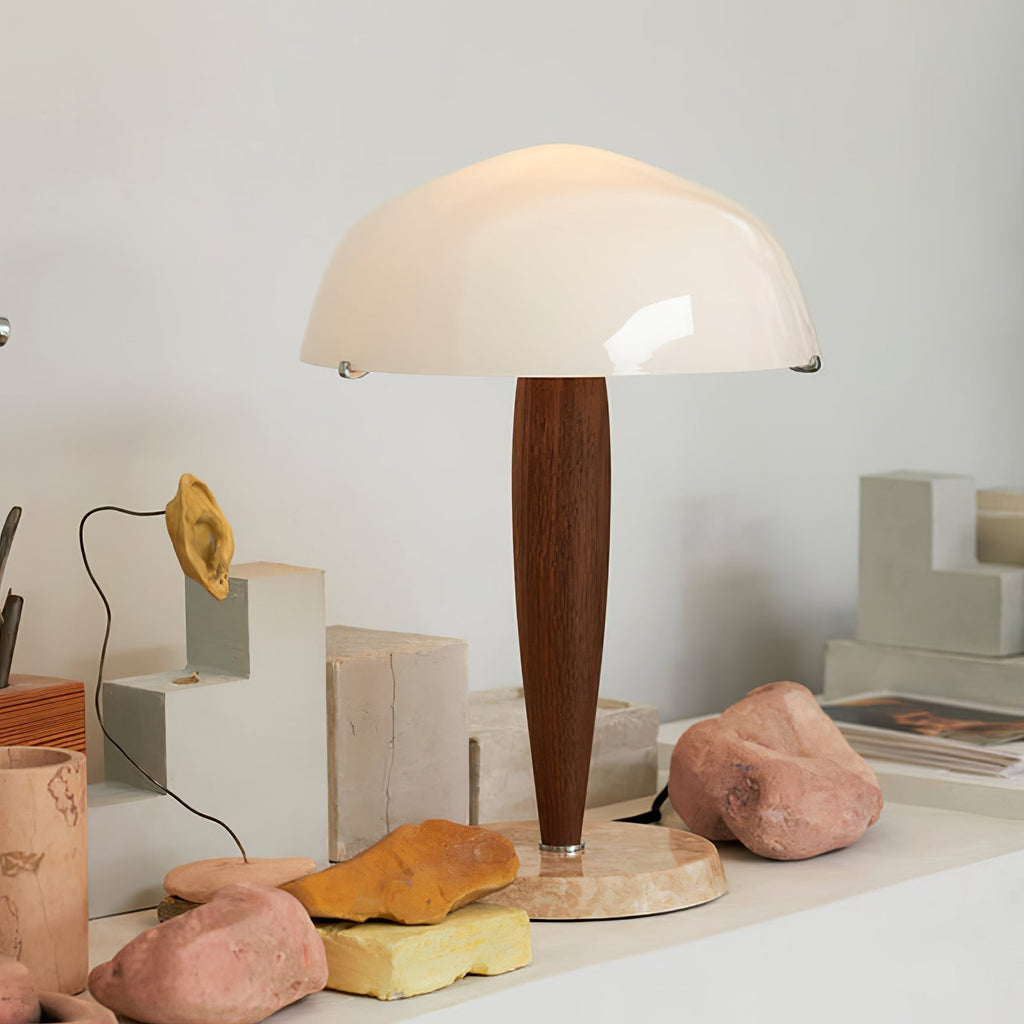 HeritageGlow Table - Timeless Table Lamp with Luxurious Materials