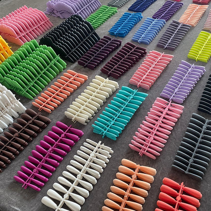 ChicNails – Matte Press-On Nail Set, 24 Pieces
