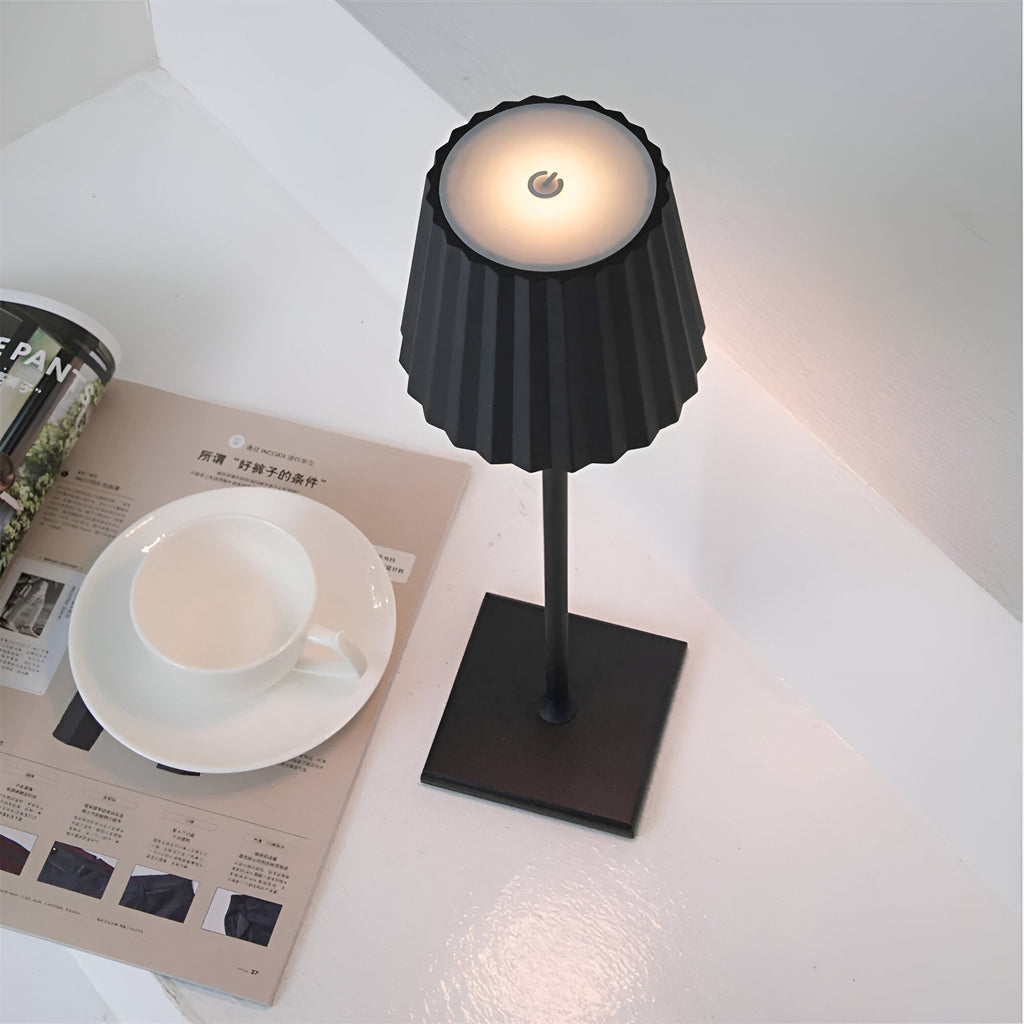 LichtElegant - Stylish Wireless Lamp for Your Home