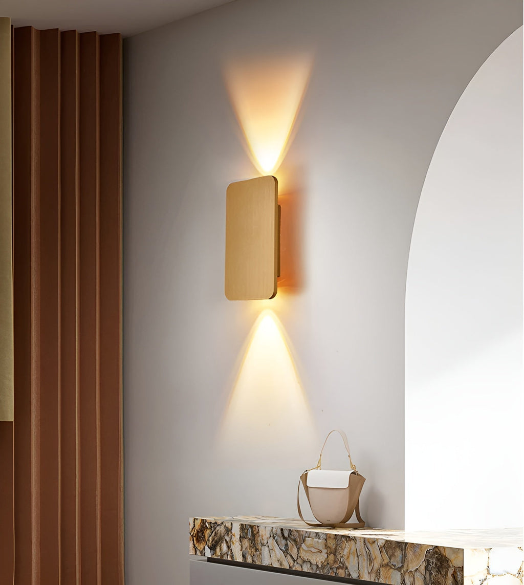 Luxurious Scandinavian LED Wall Lamp - Sleek Lighting for Any Space