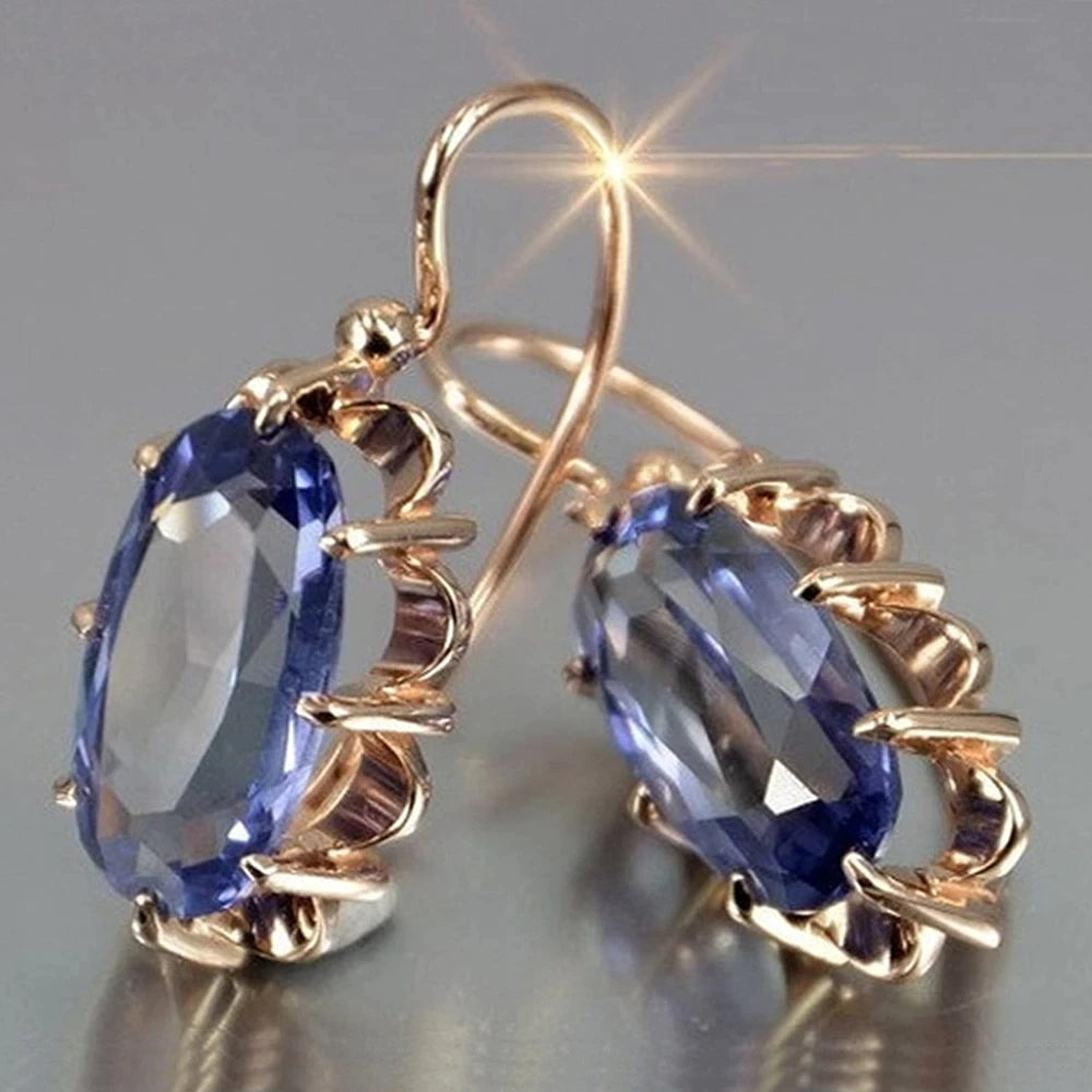 Sizzling Lina Earrings with Oval Zirconia and Gold Plating