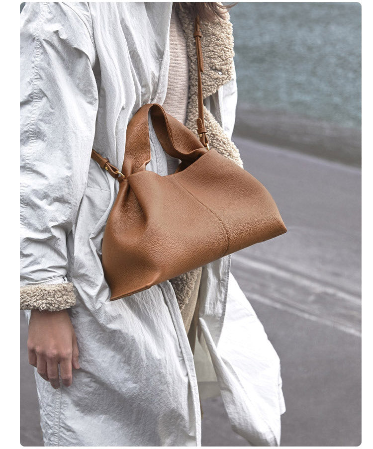 PureElegance Bag - Luxurious Vintage Leather Women's Handbag