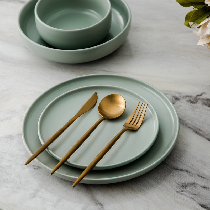 Minimalist Luxury Cutlery Set – 20-Piece, Titanium & Stainless Steel