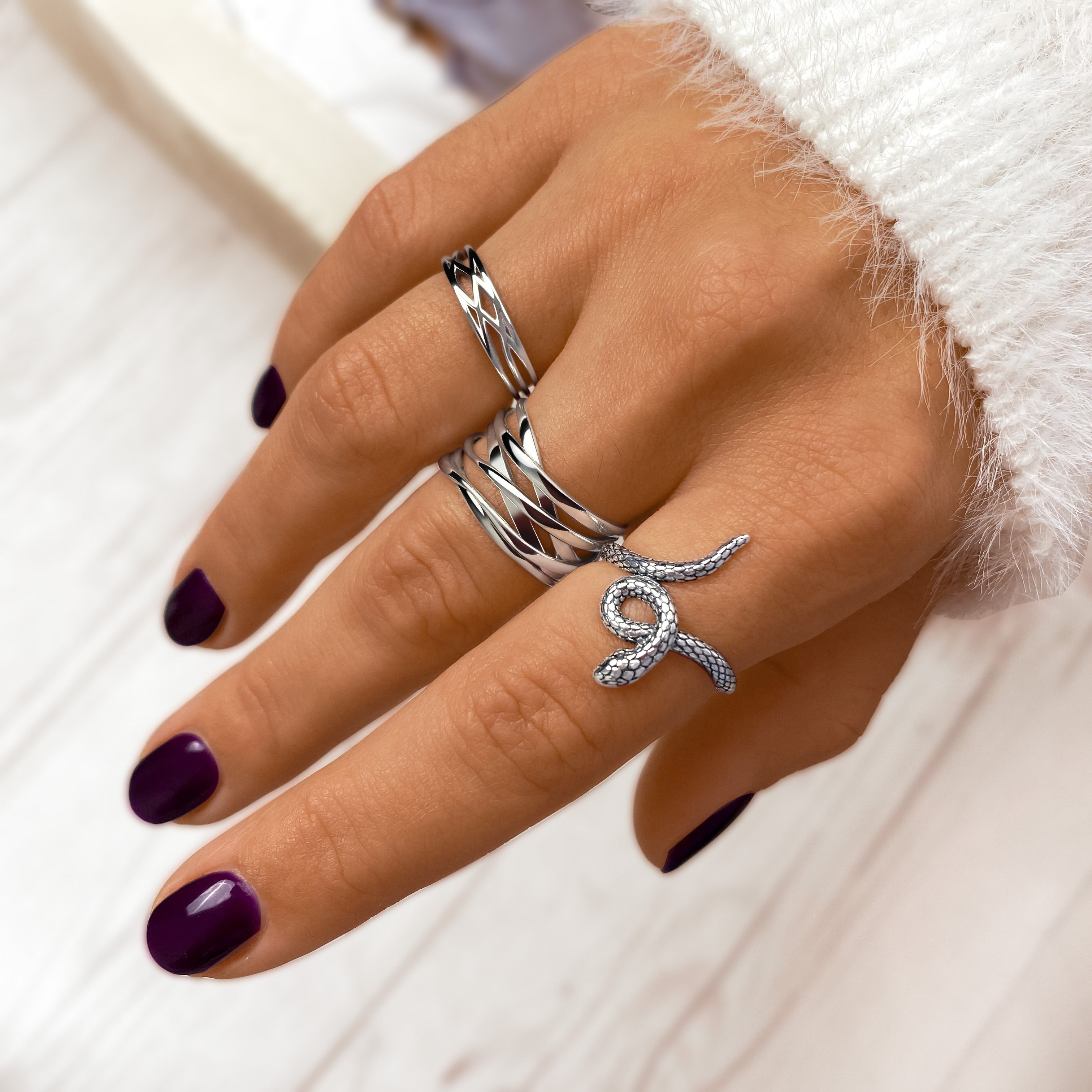 Elegant Branch Ring - Nora