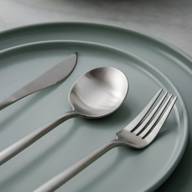 Minimalist Luxury Cutlery Set – 20-Piece, Titanium & Stainless Steel