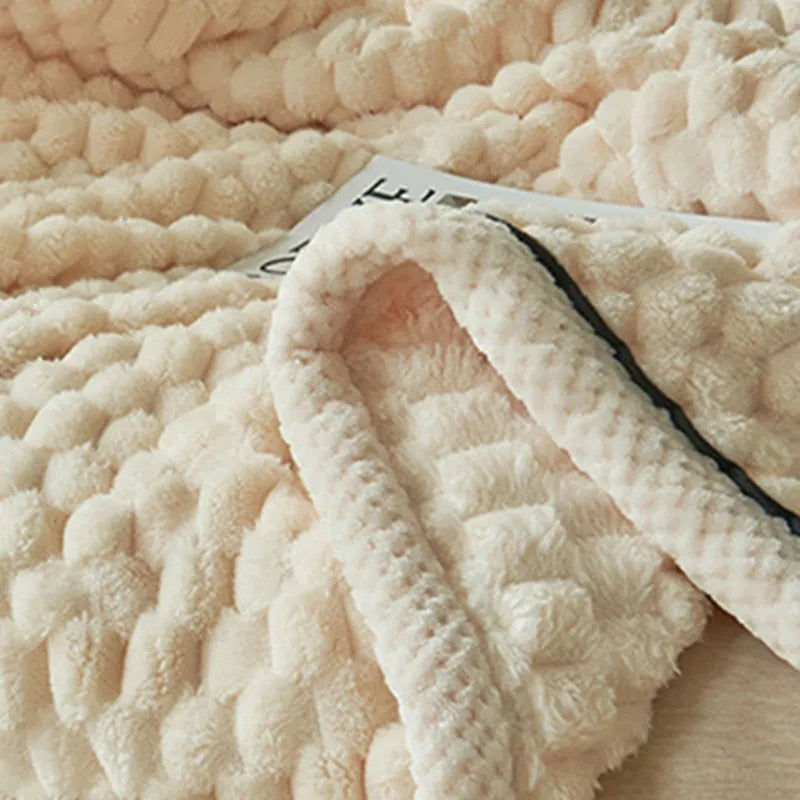 Ultra-Soft Luxury Velour Blanket - Indulge Yourself with Our Luxury Velour Blanket