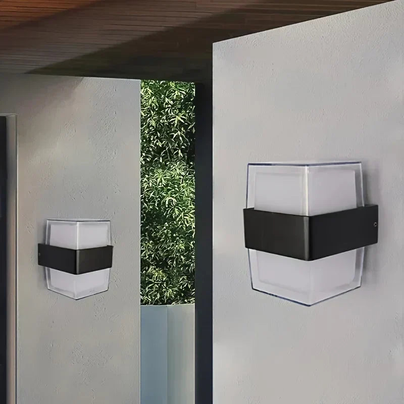 Waterlum Wall Lamp - Waterproof Outdoor Lighting for Garden and Patio