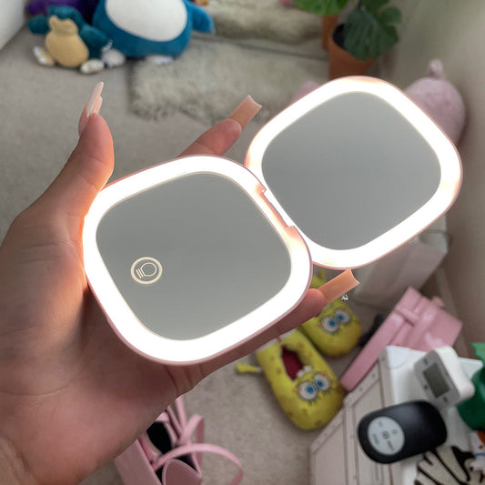 GlowMirror – Illuminated Mirror for a Radiant Look