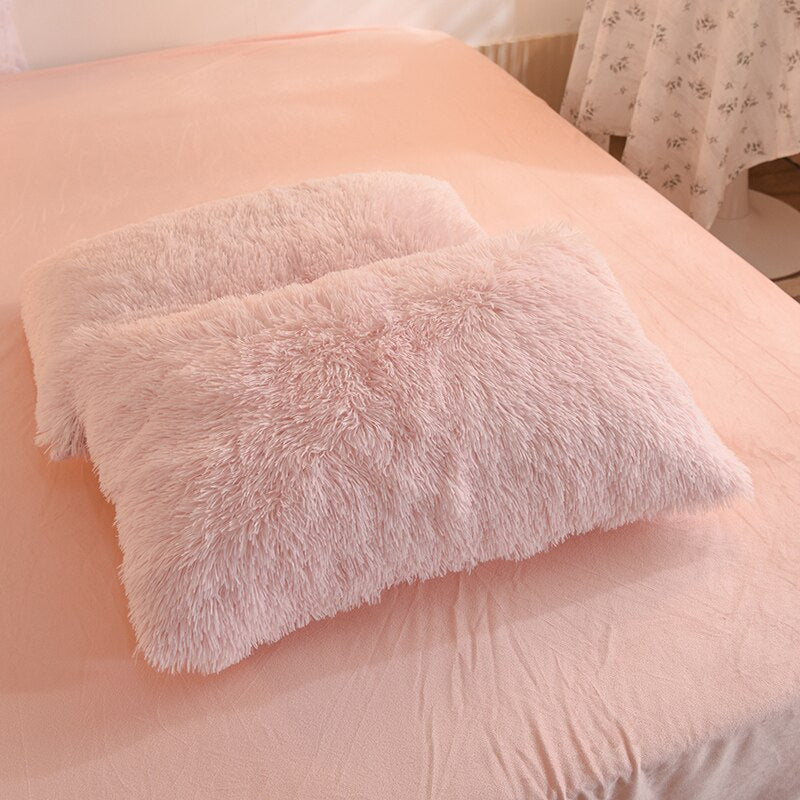 Luxury Plush Duvet Cover with Zipper and Corner Ties
