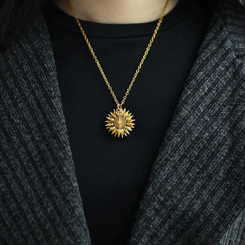 SunBlossom Necklace - Elegant Sunflower Medallion