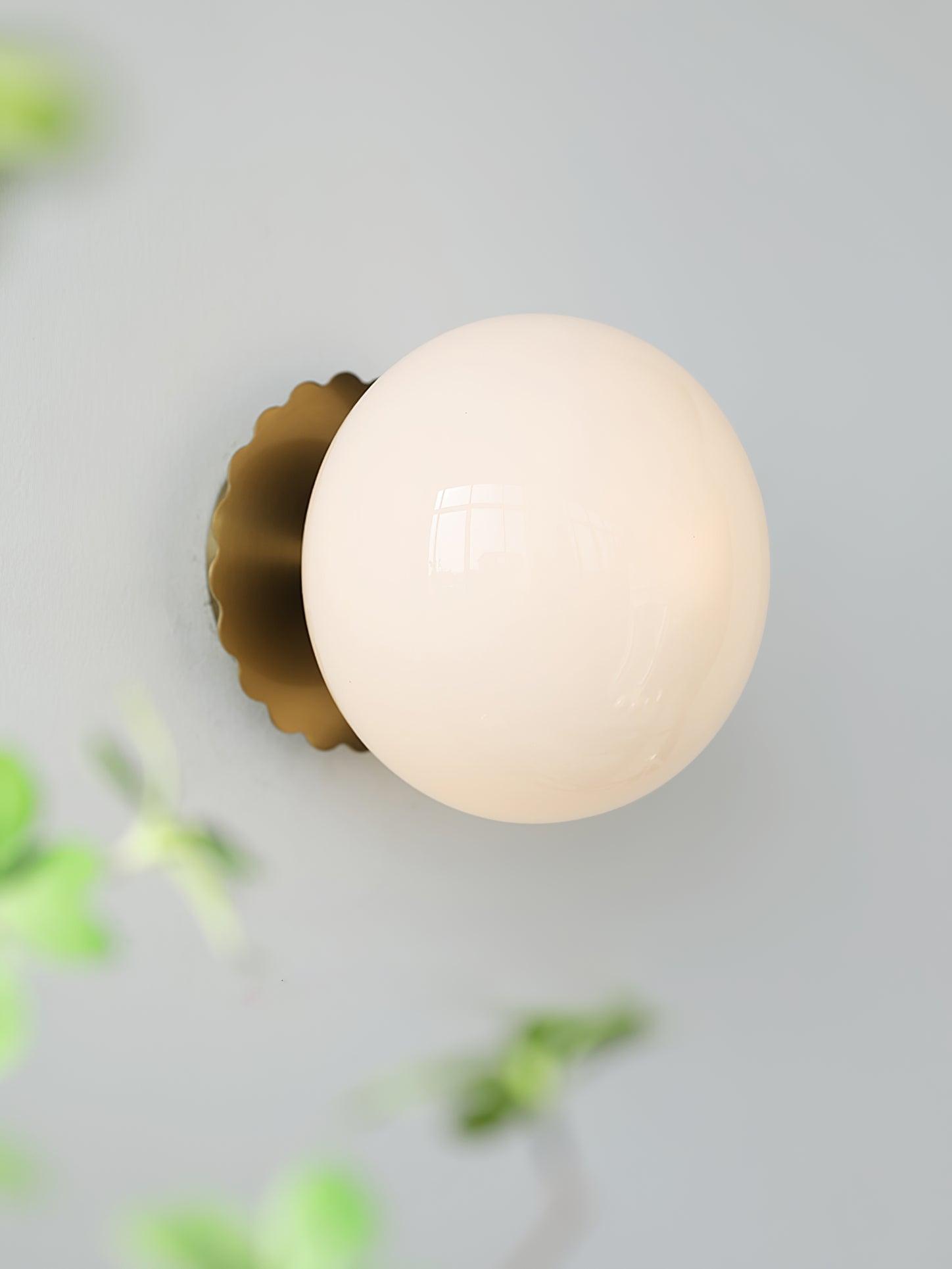 ChicGlow - Elegant Pink Glass Lamp for Stylish Interiors