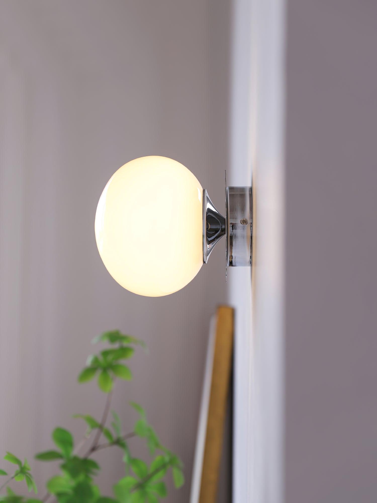 ChicGlow - Elegant Pink Glass Lamp for Stylish Interiors