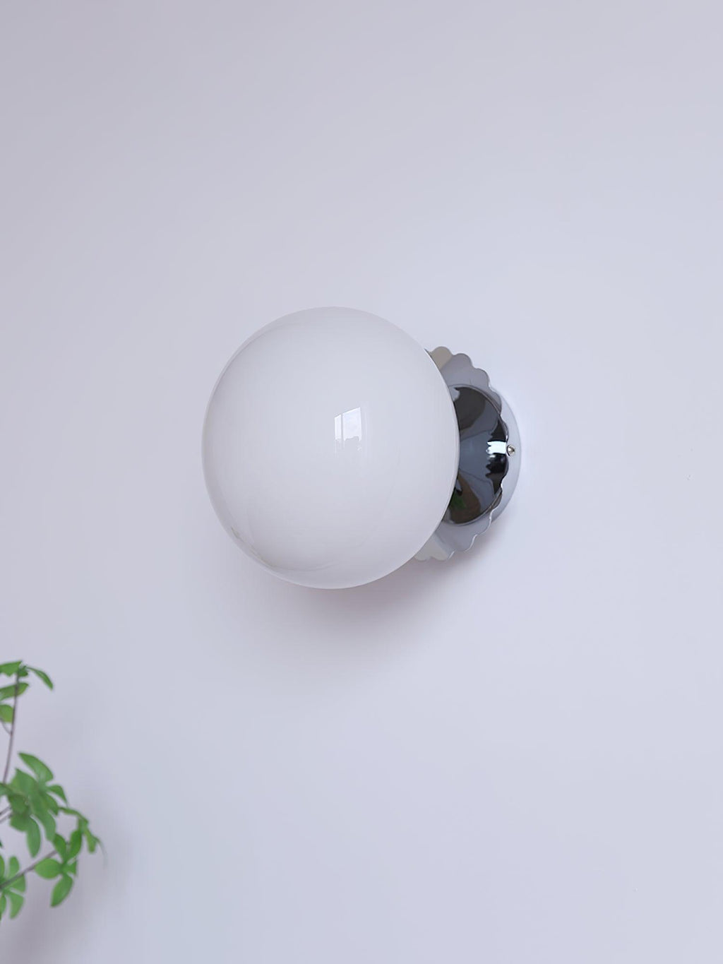 ChicGlow - Elegant Pink Glass Lamp for Stylish Interiors