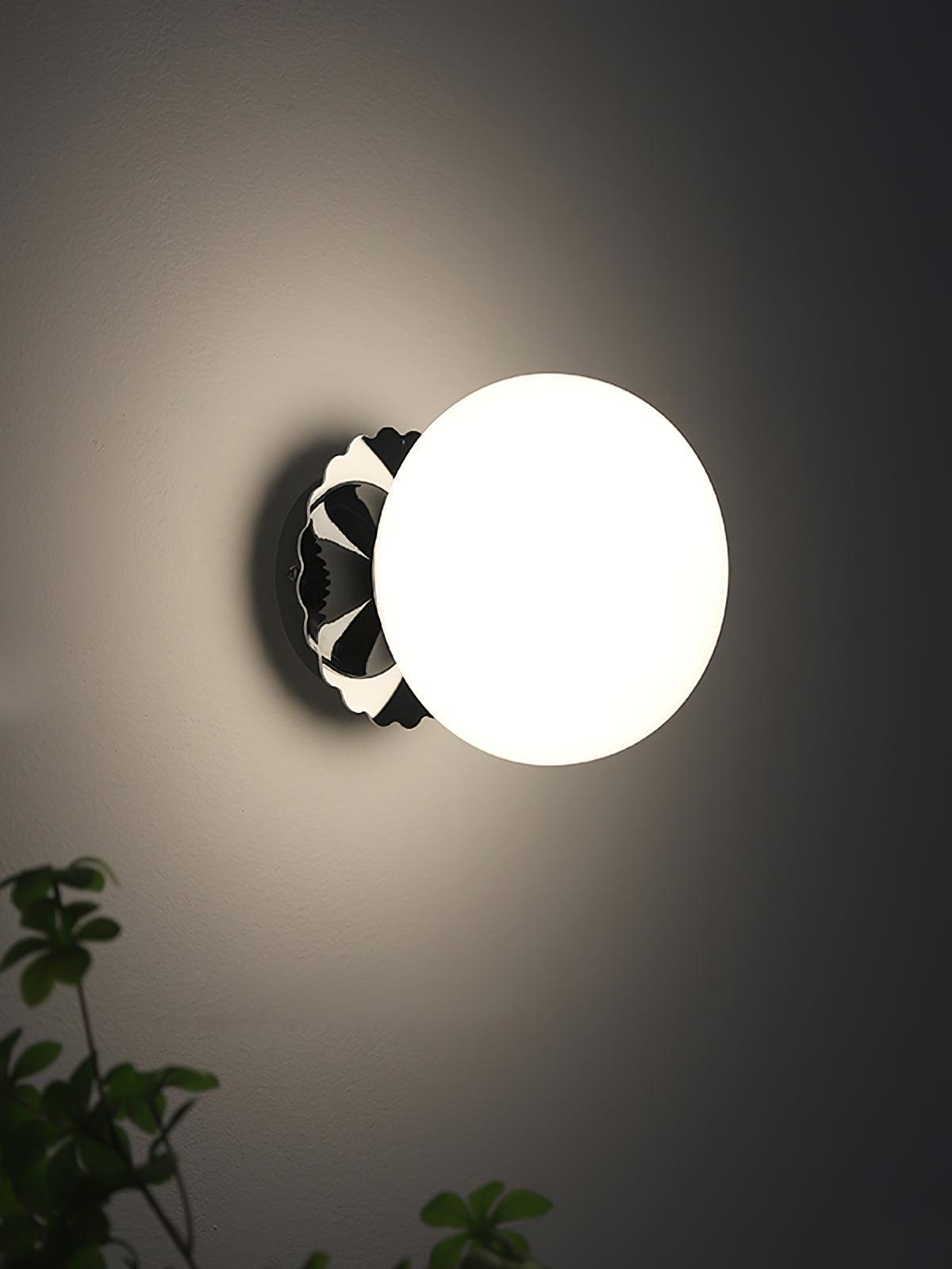 ChicGlow - Elegant Pink Glass Lamp for Stylish Interiors