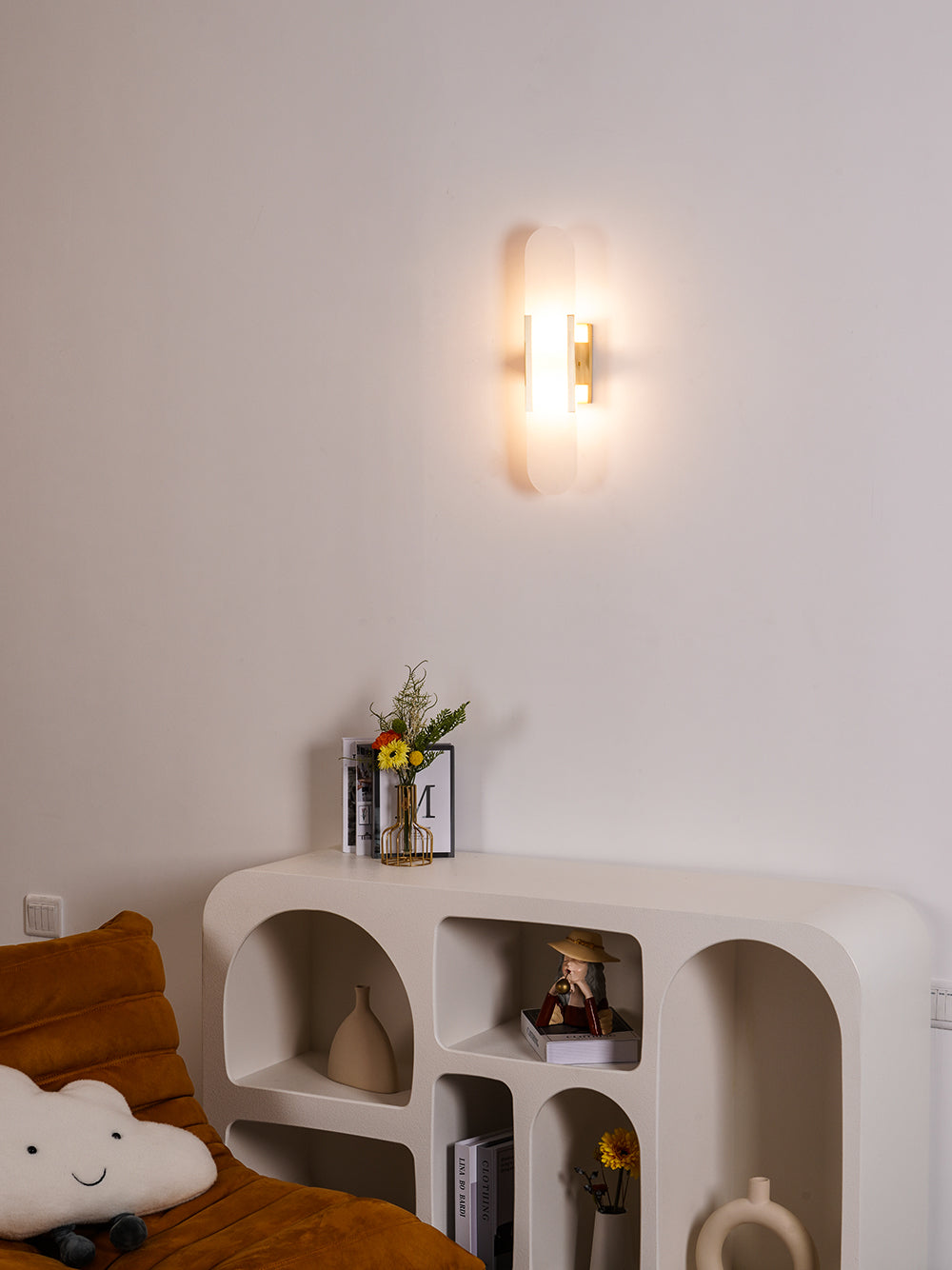 Elegant Blend - Handmade Alabaster Wall Lamp