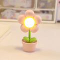 BloomLite – Atmospheric Flower-Shaped Table Lamp with Soft LED Light
