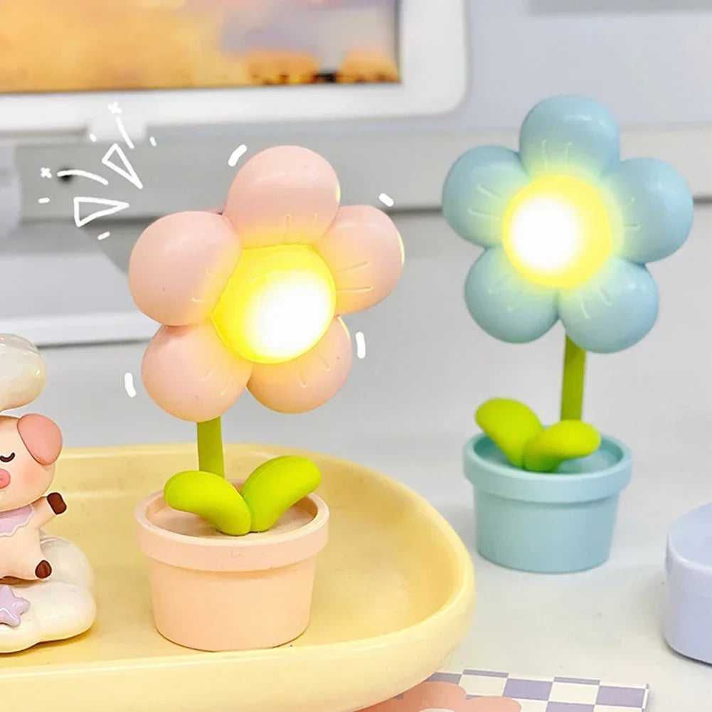 BloomLite – Atmospheric Flower-Shaped Table Lamp with Soft LED Light