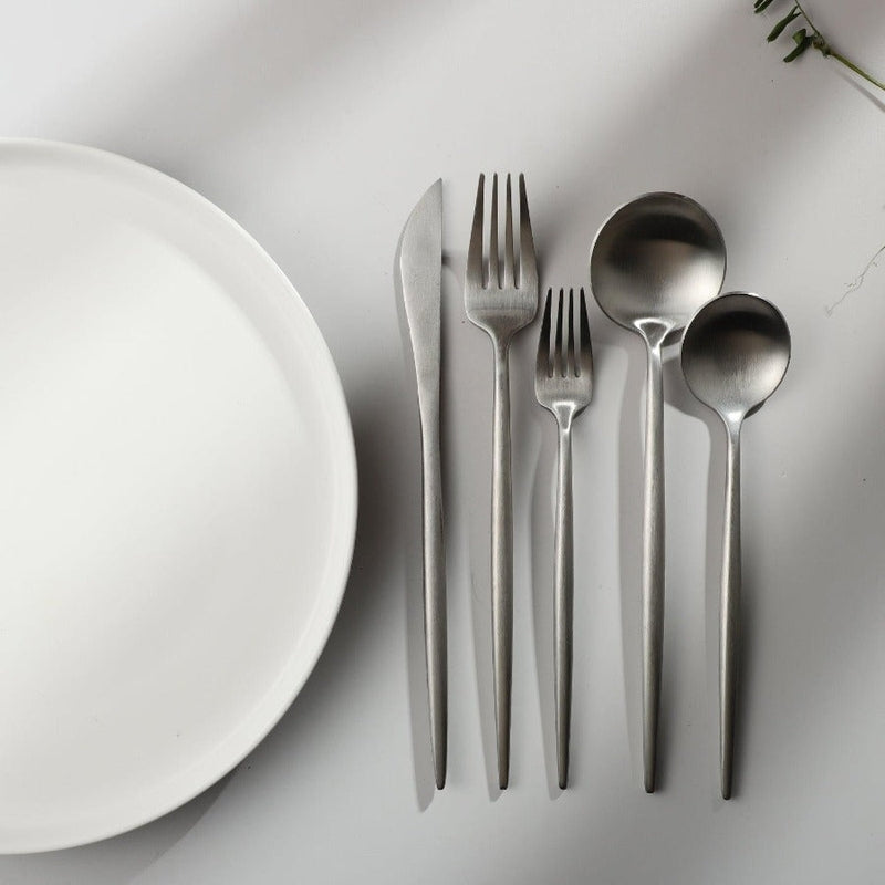 Minimalist Luxury Cutlery Set – 20-Piece, Titanium & Stainless Steel