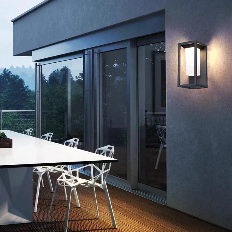 RayonChic Outdoor Lamp - Elegant LED Wall Light for Outdoor Lighting